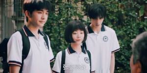 學(xué)生為什么在校需要穿校服？